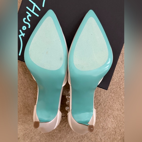 Betsey Johnson Pearl Ankle Strap Pumps - Picture 6 of 7